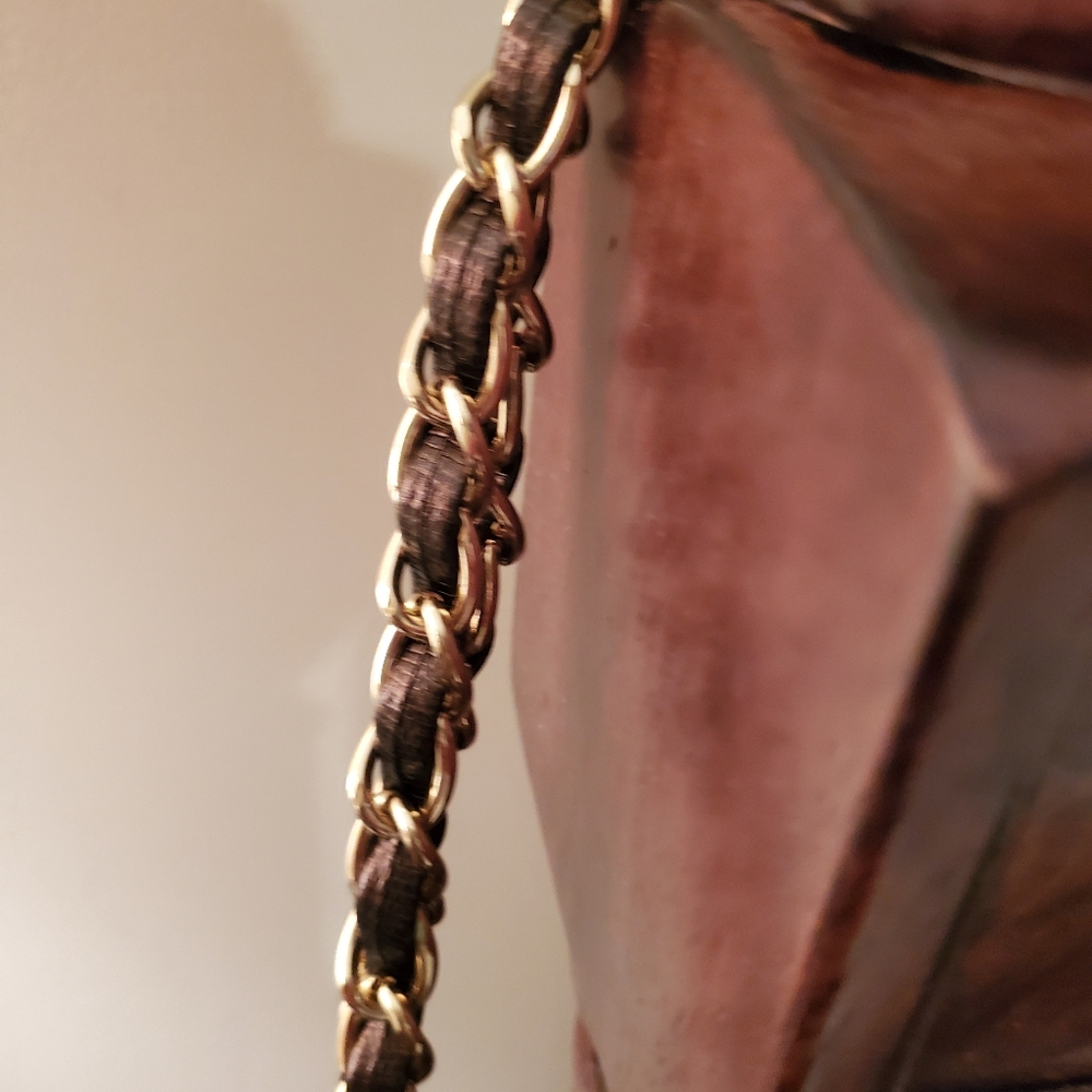 Purse - Picture 2 of 3